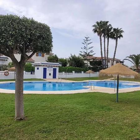 Con Terraza Y Piscina A 300m De Playa Lägenhet Vera